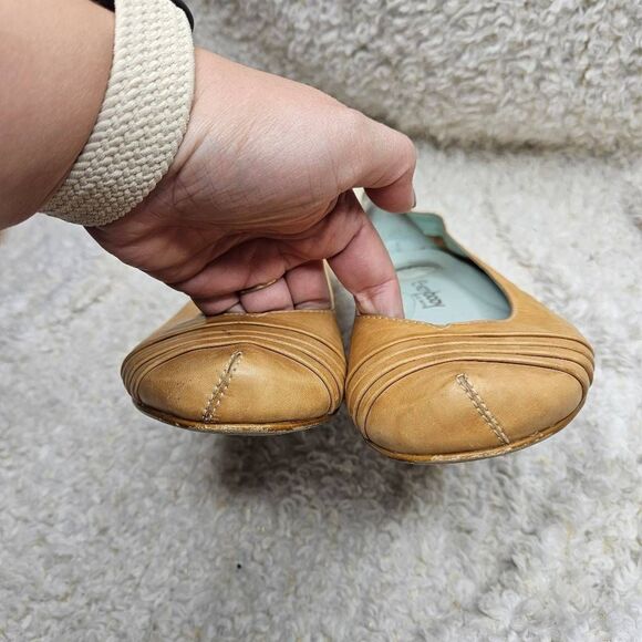 Everybody by BZ Moda‎ Tan Leather Low Block Heel sz 39 - Picture 7 of 7